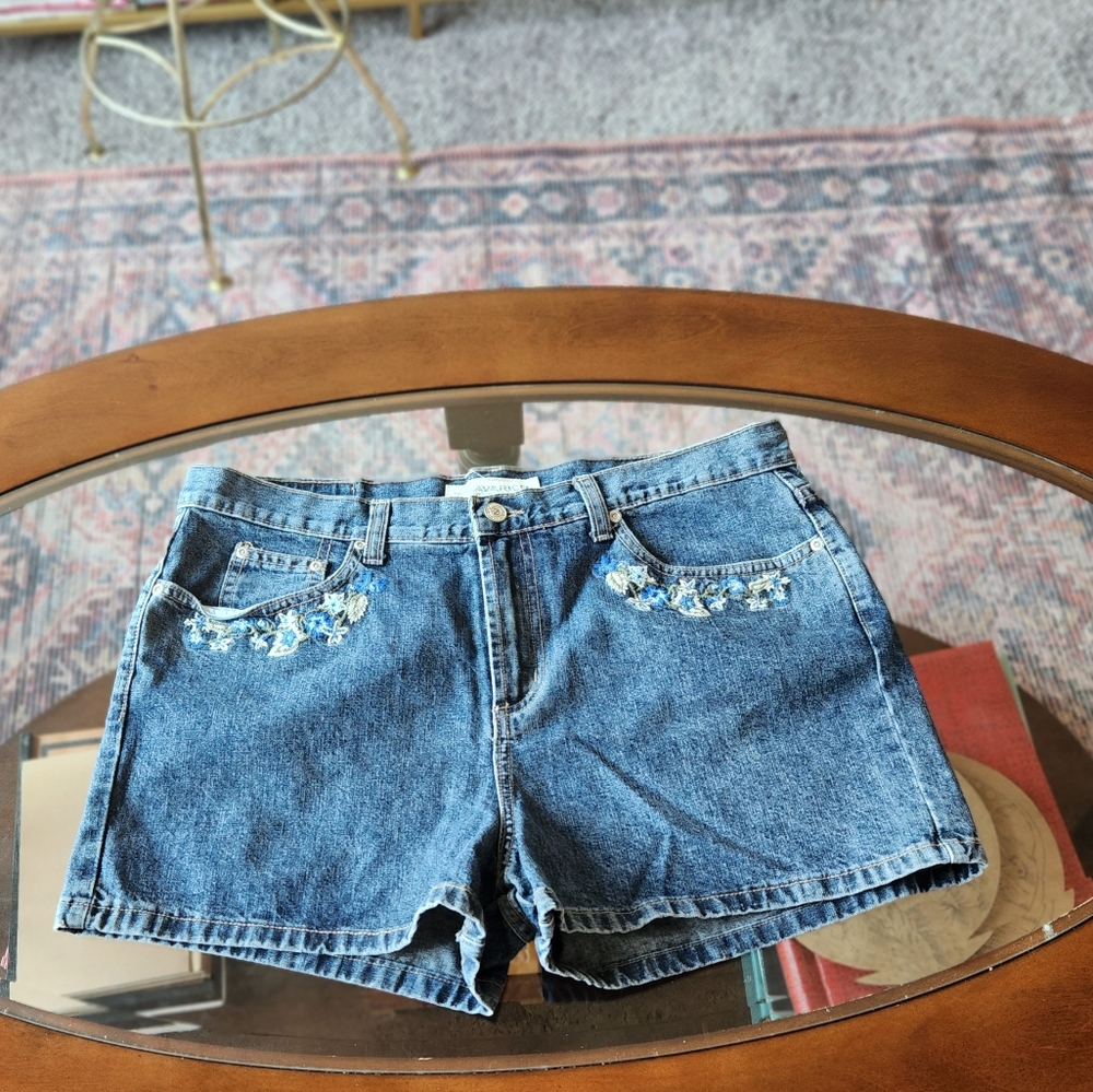 Cavaricci vintage flower jean shorts
